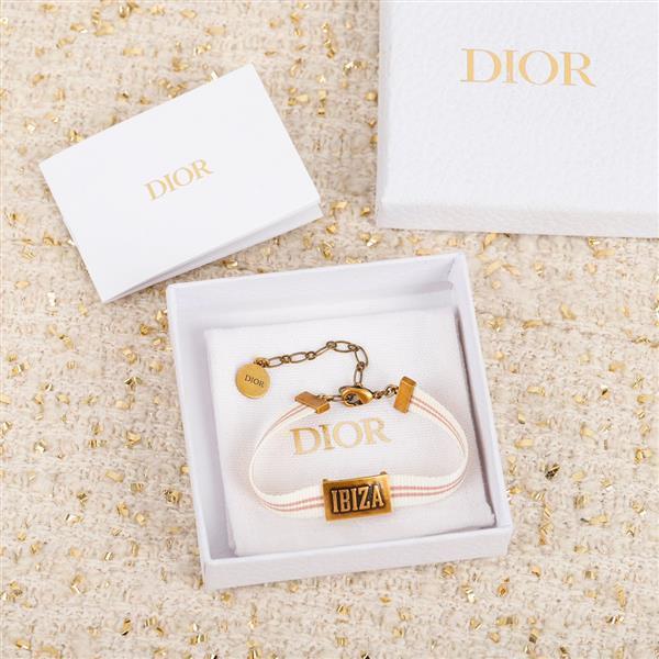 2024210155822380 105